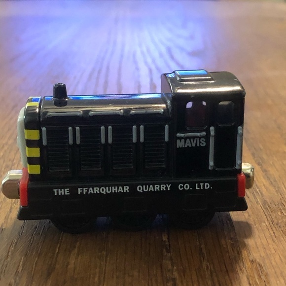 Thomas the Train Mavis Diecast Metal Tank Engine Friends Take Play 2003. - Picture 2 of 9